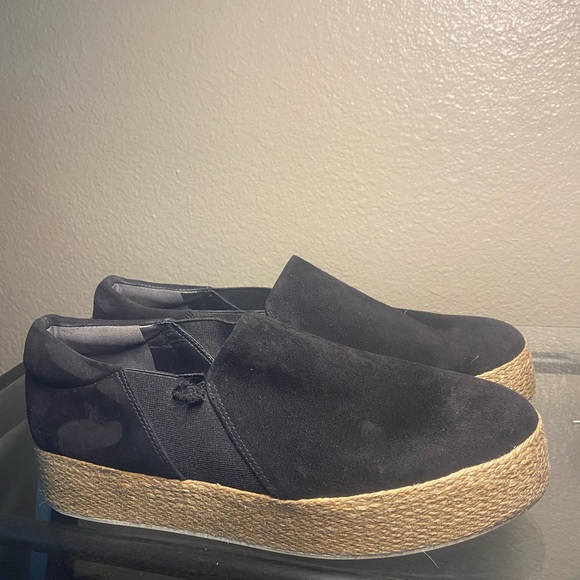 Vince Other - VINCE Women’s Black Slip-On Shoes